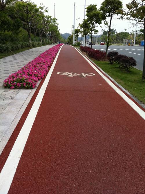 保亭核心承接彩色路面、水洗石、树脂胶粘石施工及庭院景观
